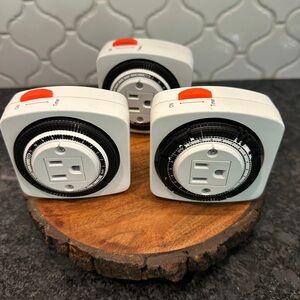 Set of 3 White Mechanical 24hr Timer Switch on/off switches